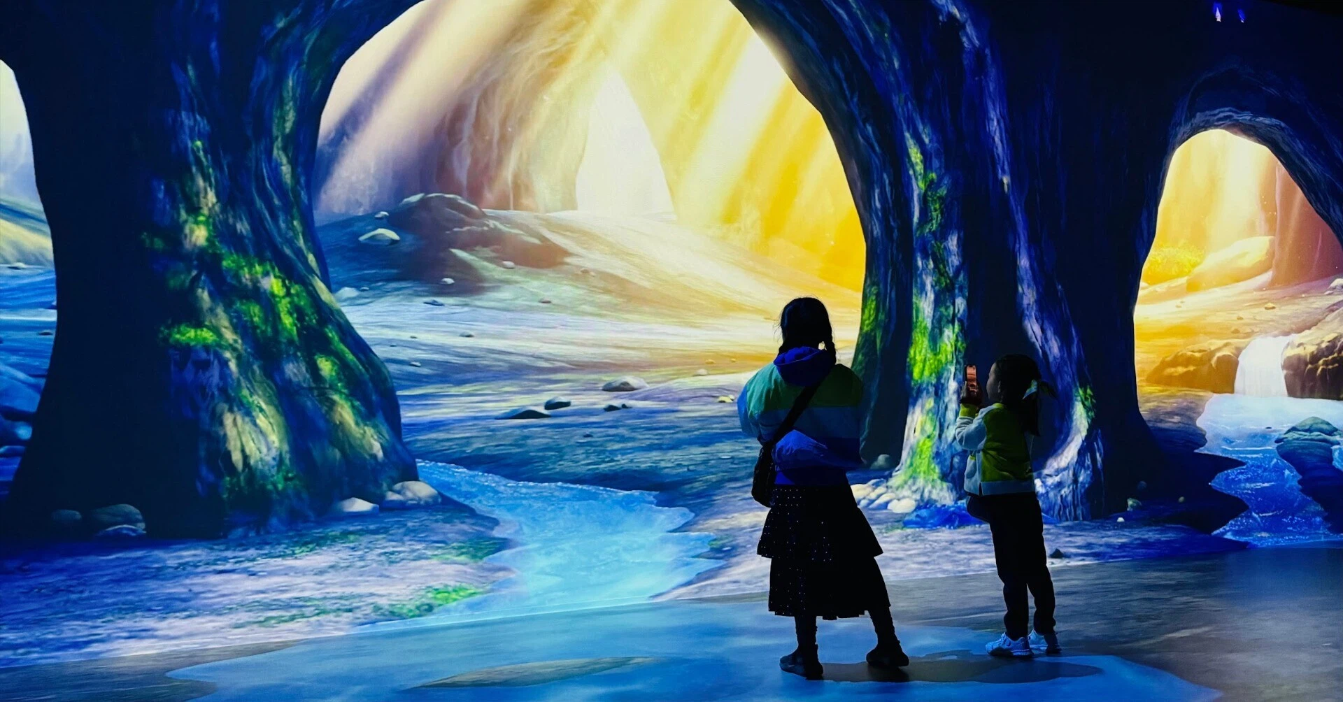 ワンダリア横浜がオープンしましたの記事サムネイル